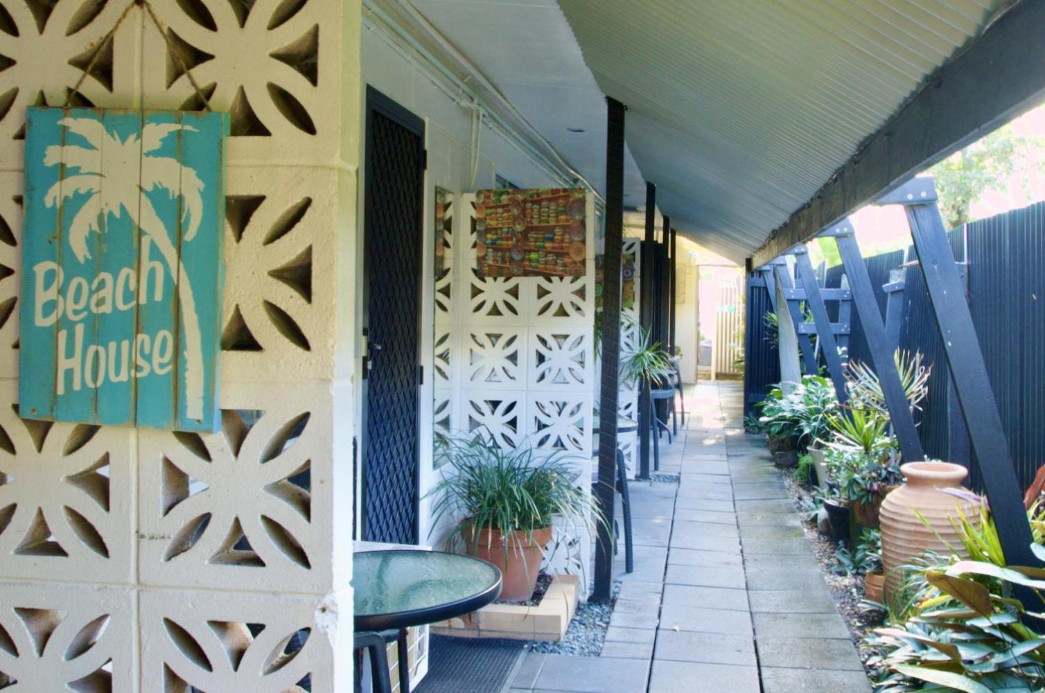 Hideaway Noosa Men Only Beach Resort Peregian Beach Exterior photo